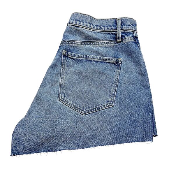 Express Denim Shorts 2" Inseam High RIse Size 14 Blue New - Picture 3 of 9